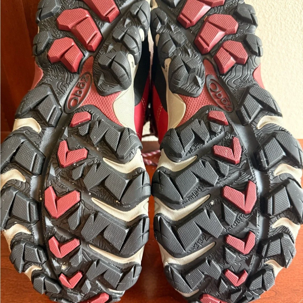 Women's Red Athletic Hiking Shoes - Picture 8 of 8